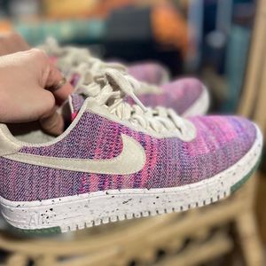 Nike AIR - NEON PINK CROCHETE